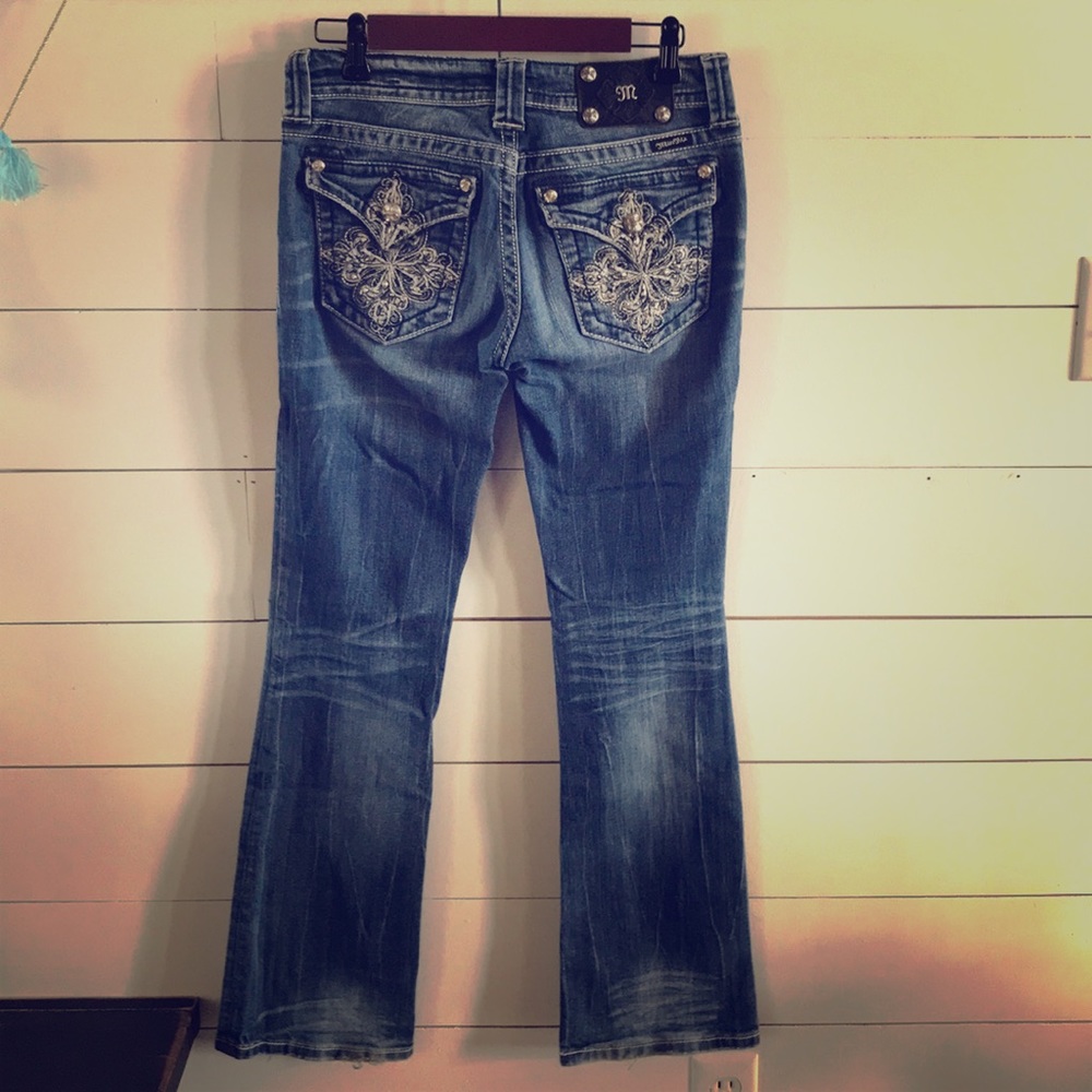 Miss Me size 7 bootcut Jeans GUC